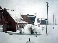 Die Mühlenstraße ist&nbsp;unter meterhohen Schneewehen begraben.